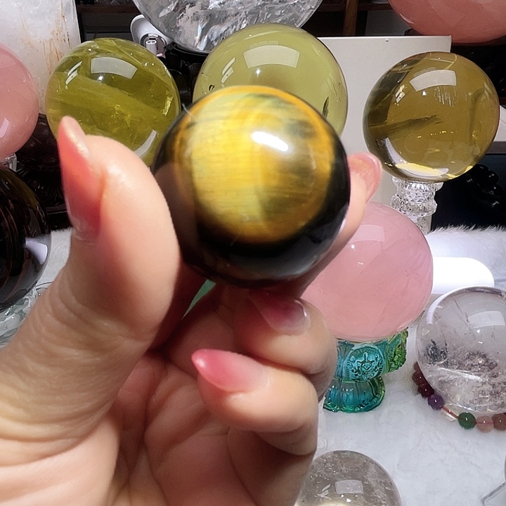 未镶嵌珠宝半成品水晶