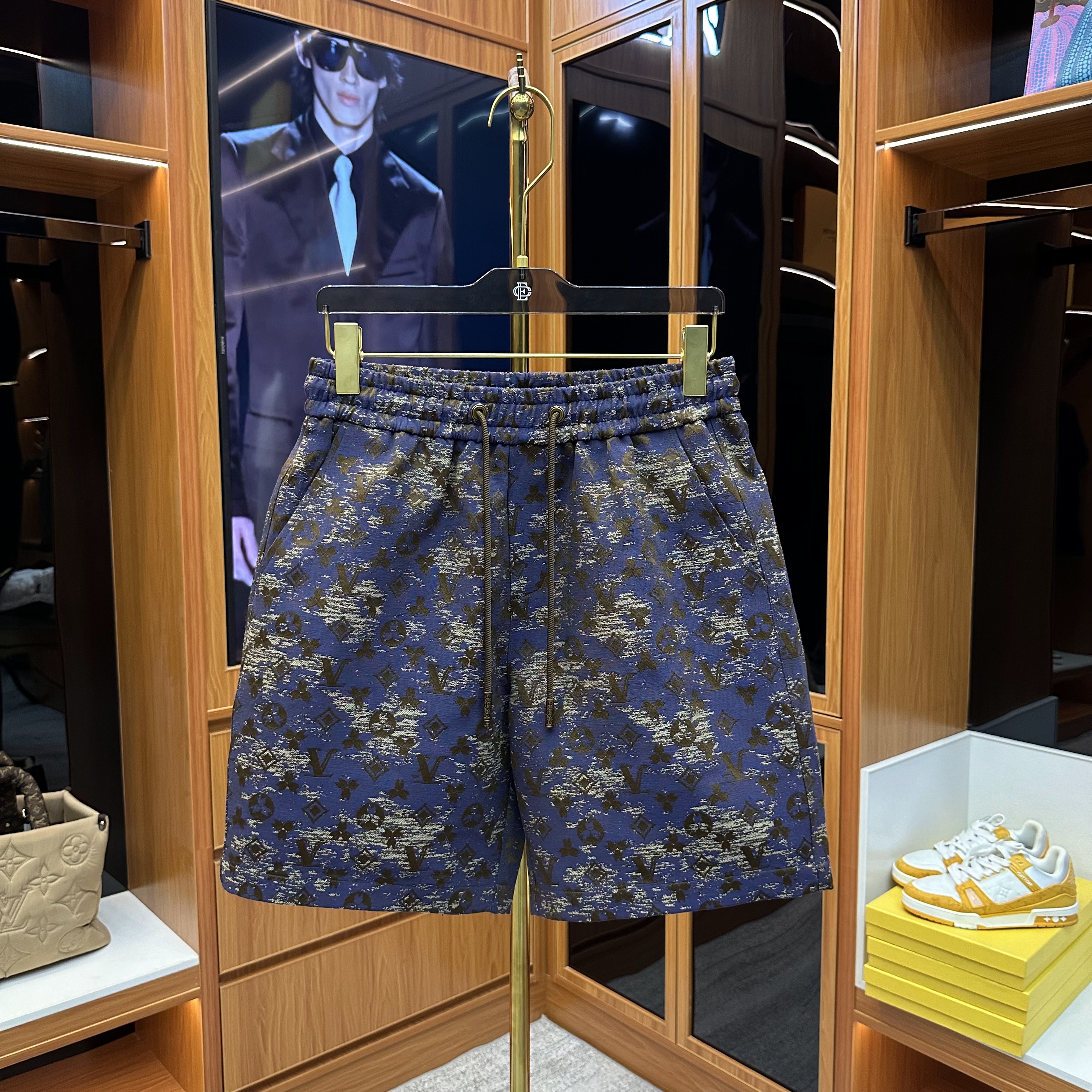 【九九专属2.16】夏季新款潮流百搭经典情侣款休闲短裤-K911