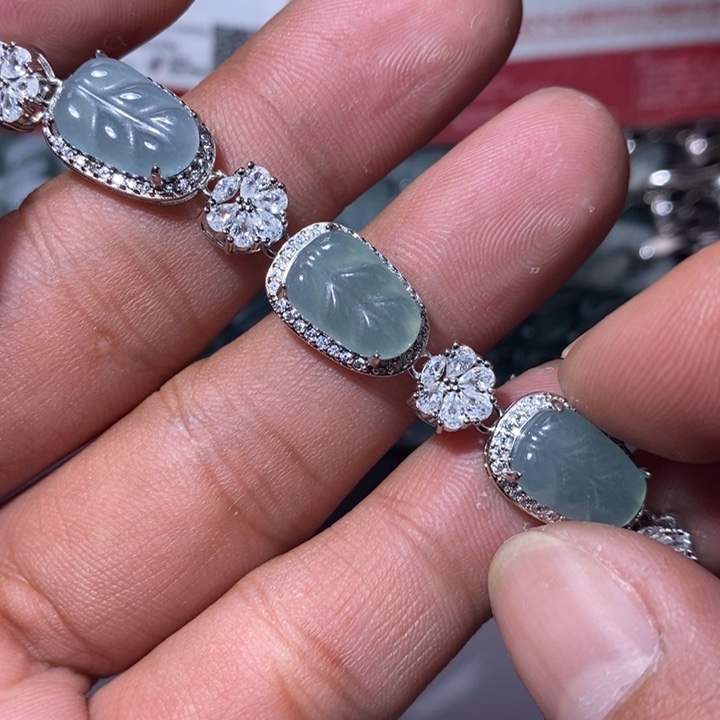 翡翠未镶嵌颈饰天然翡翠