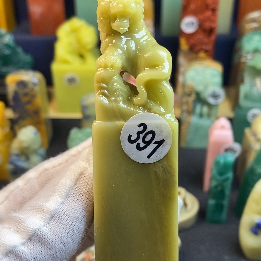 青田石篆刻艺术家的作品