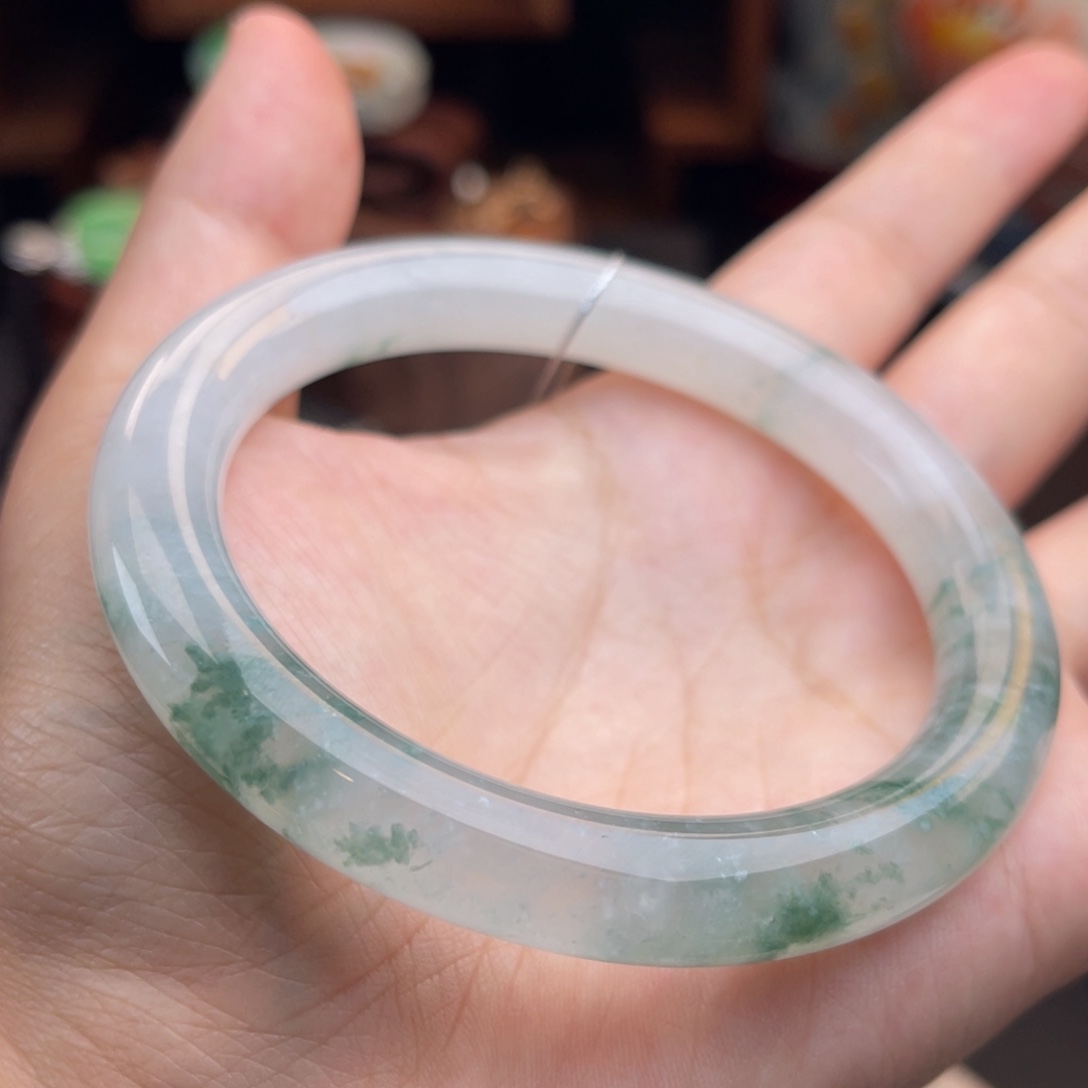 未镶嵌手镯翡翠60圈