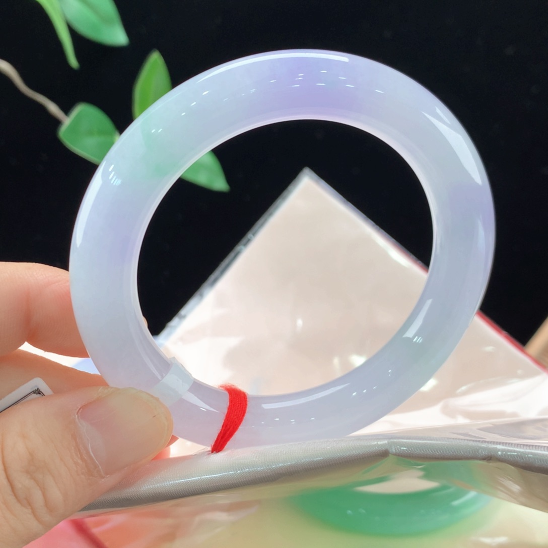 翡翠手镯未镶嵌111/0147