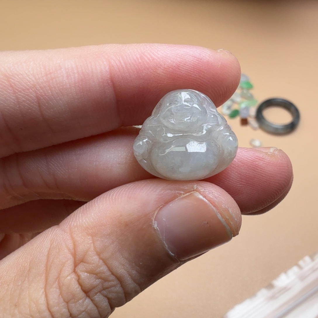 翡翠未镶嵌颈饰002