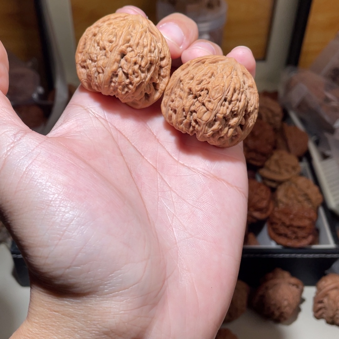 38尺寸全品无修红宝石