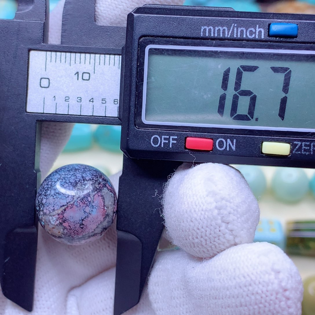 绿松石颈饰未镶嵌