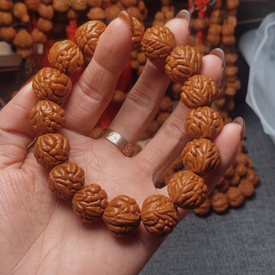 吊坠桃核龙纹桃枭