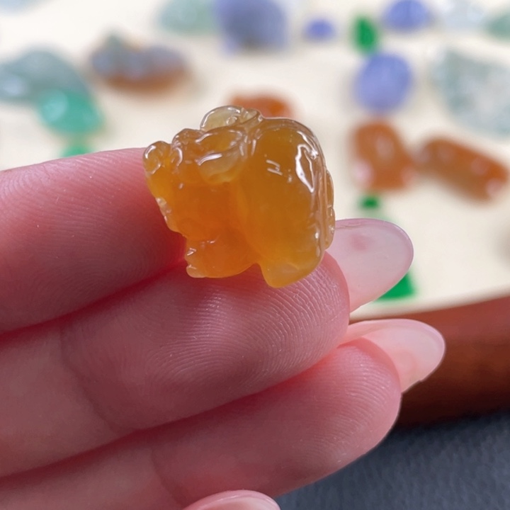 定制翡翠未镶嵌翡翠