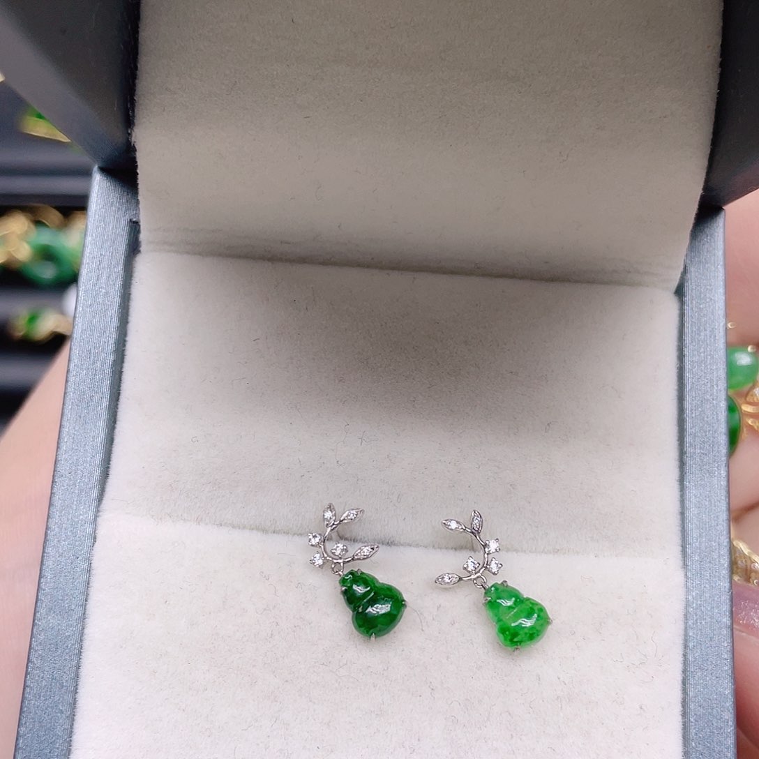 翡翠耳饰18K金镶嵌天然翡翠