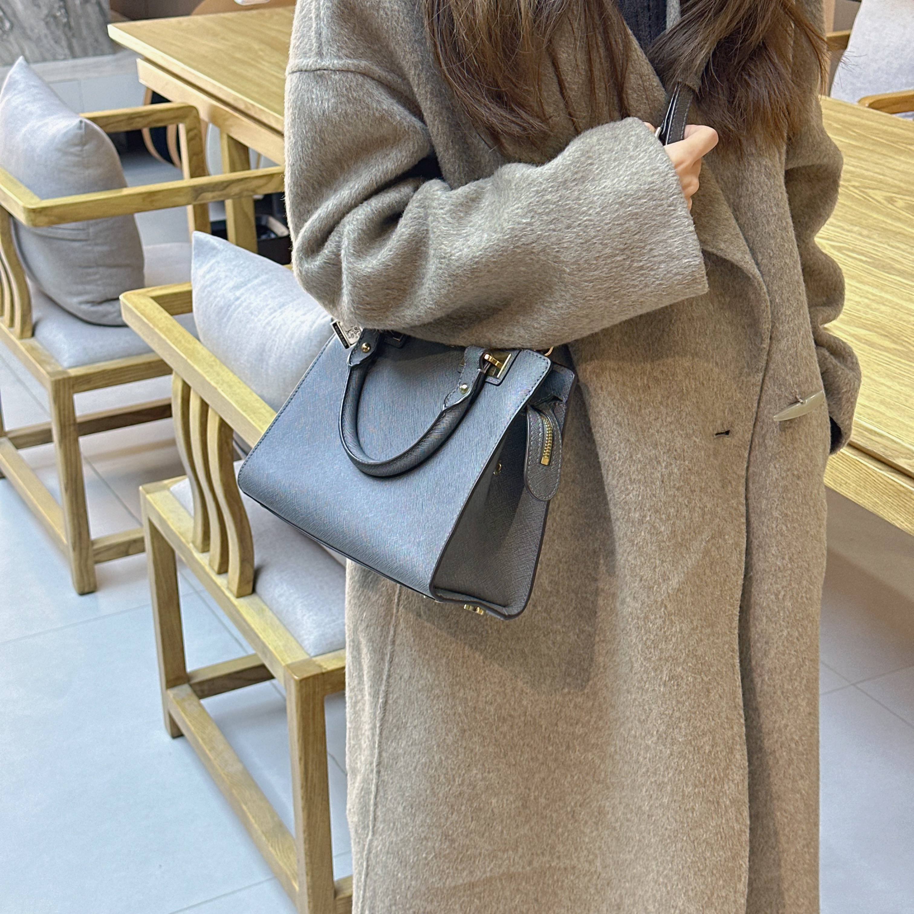 99新 MICHAEL KORS/迈克高仕 本场福利款 岩石灰单肩包Anwen8069