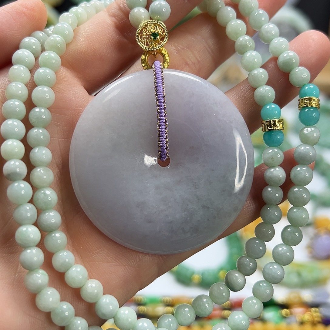 翡翠未镶嵌颈饰吊坠