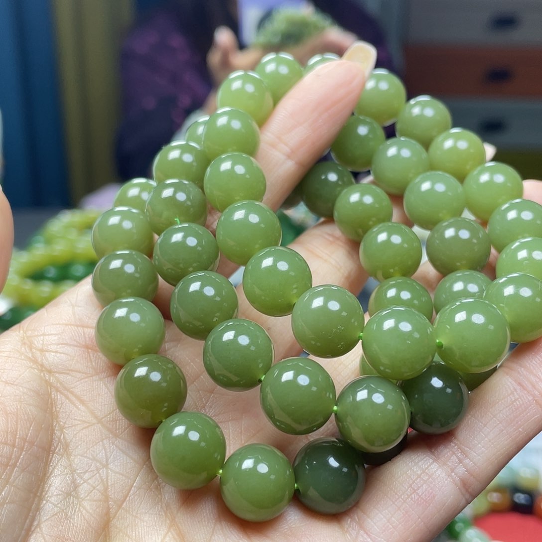 未镶嵌手链和田玉拍一发一，多样性发货