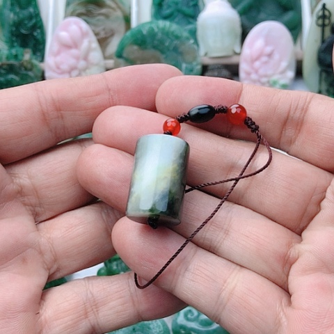 未镶嵌独山玉吊坠(不含链)海**月