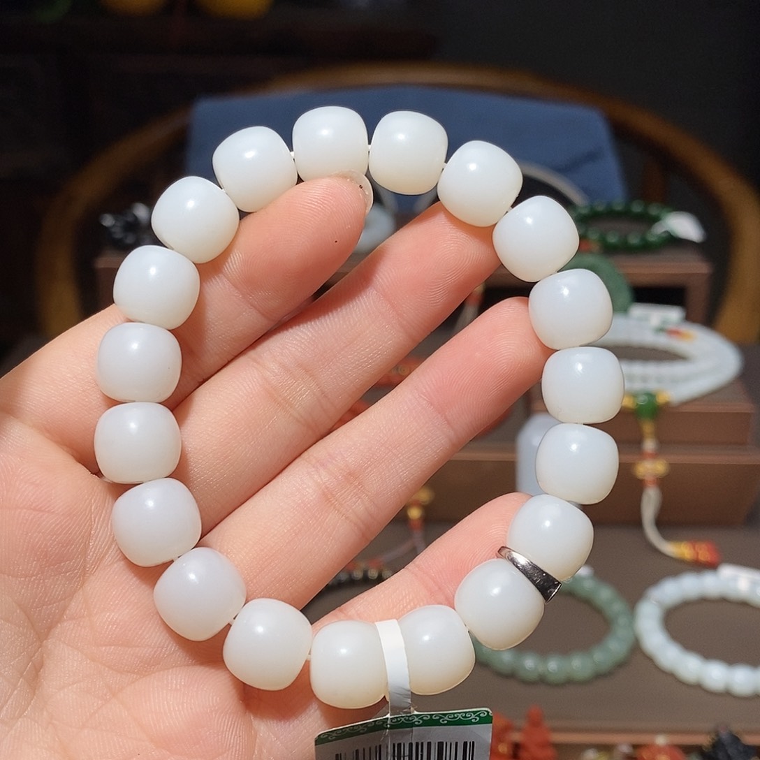 和田玉手链未镶嵌