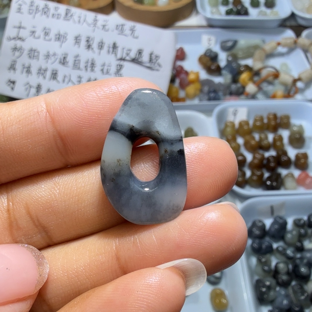 和田玉未镶嵌珠宝奇石