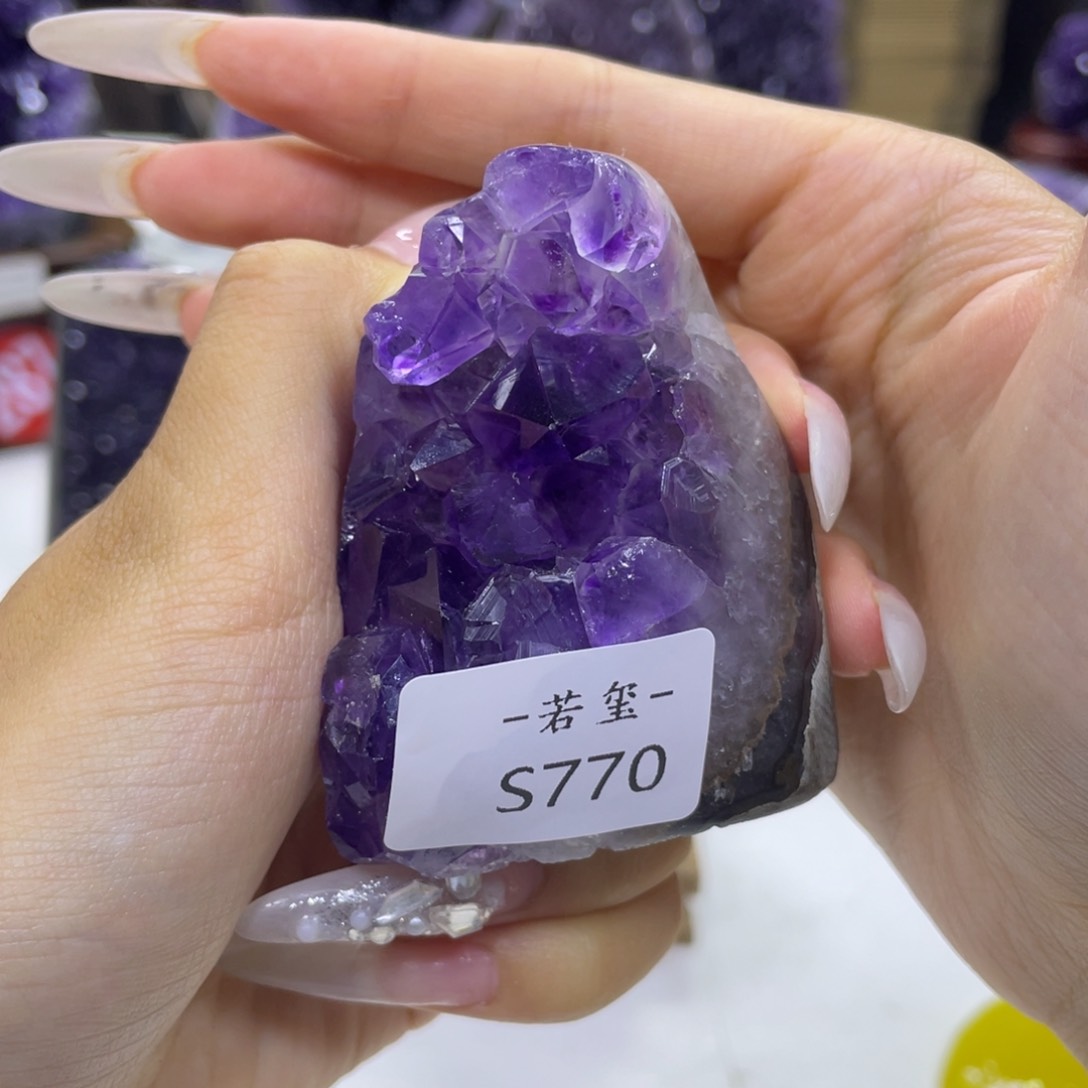 未镶嵌紫晶大型摆件（非配饰）乌拉圭紫水晶摆件S770