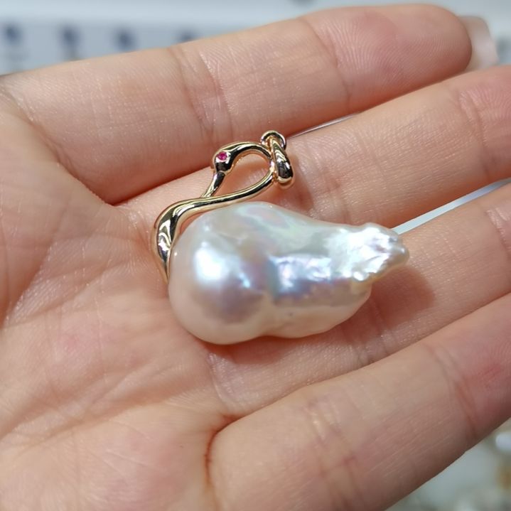 颈饰未镶嵌淡水珍珠