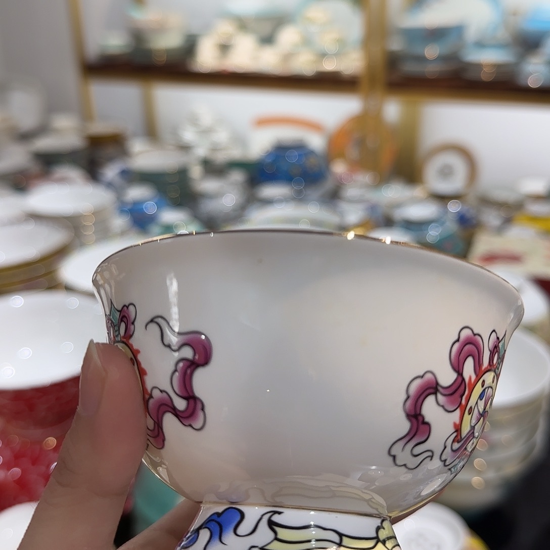 骨瓷珐琅彩工艺制作