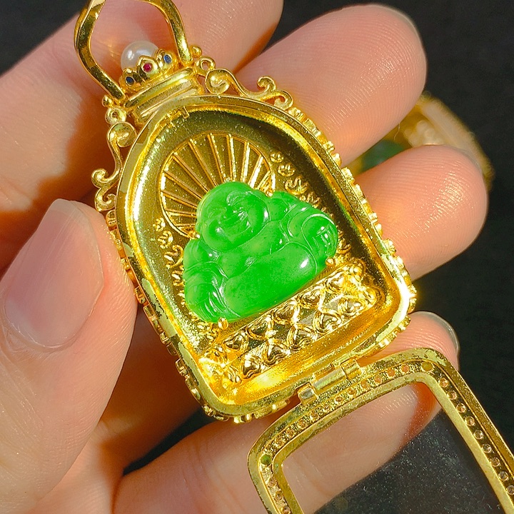 翡翠未镶嵌颈饰翡翠