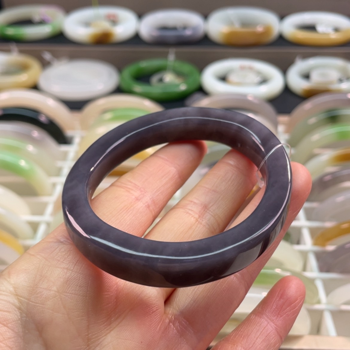 【闪购商品】和田玉手镯未镶嵌