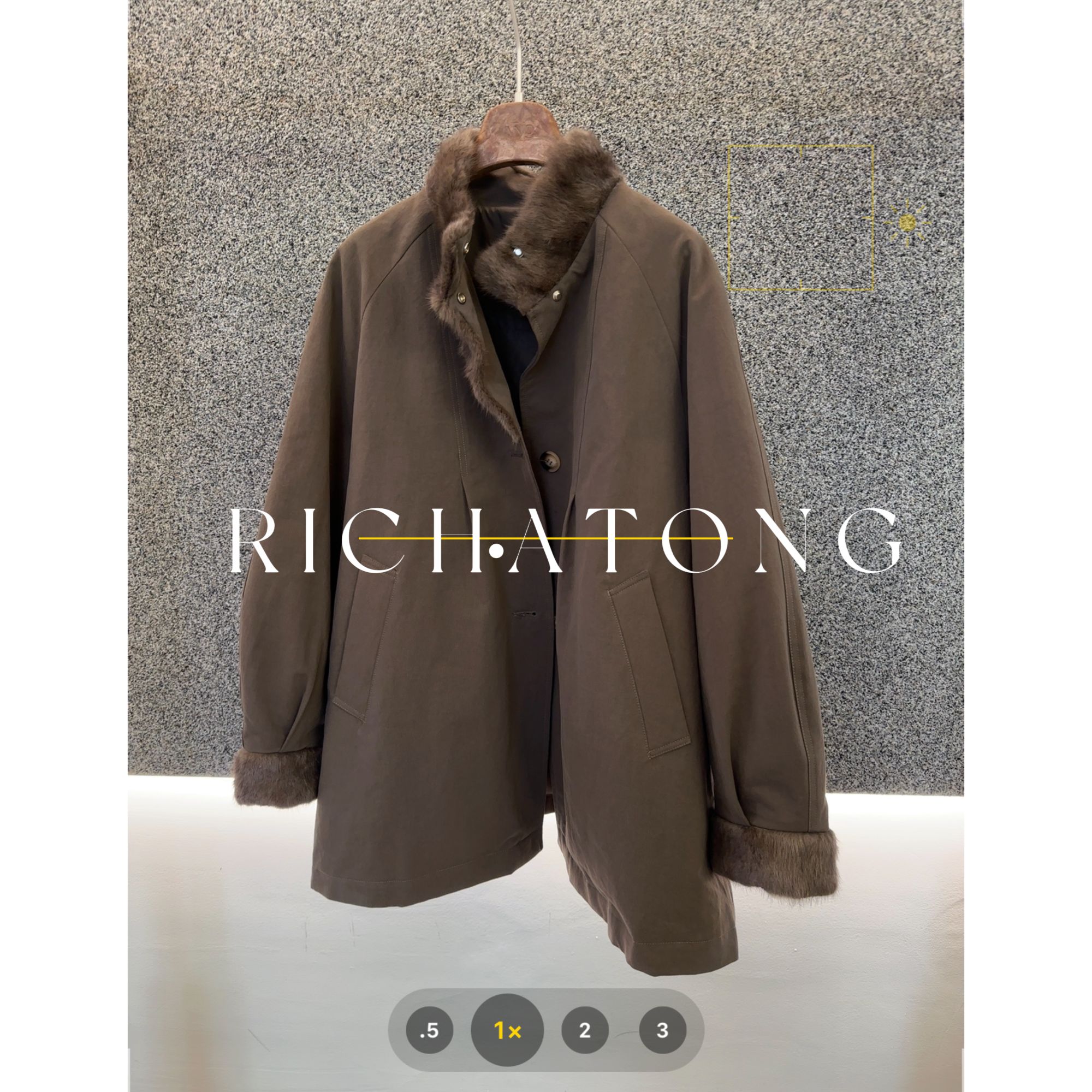 RICH ATONG.-【多伦多】-2025进口青根貂毛领＋90 白鹅风衣服1020-03