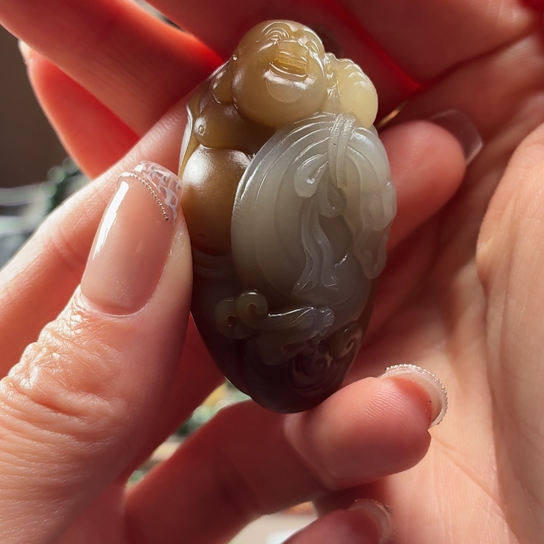 和田玉未镶嵌吊坠(不含链)且末糖