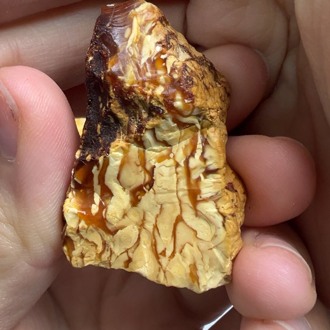 定制琥珀未镶嵌蜜蜡