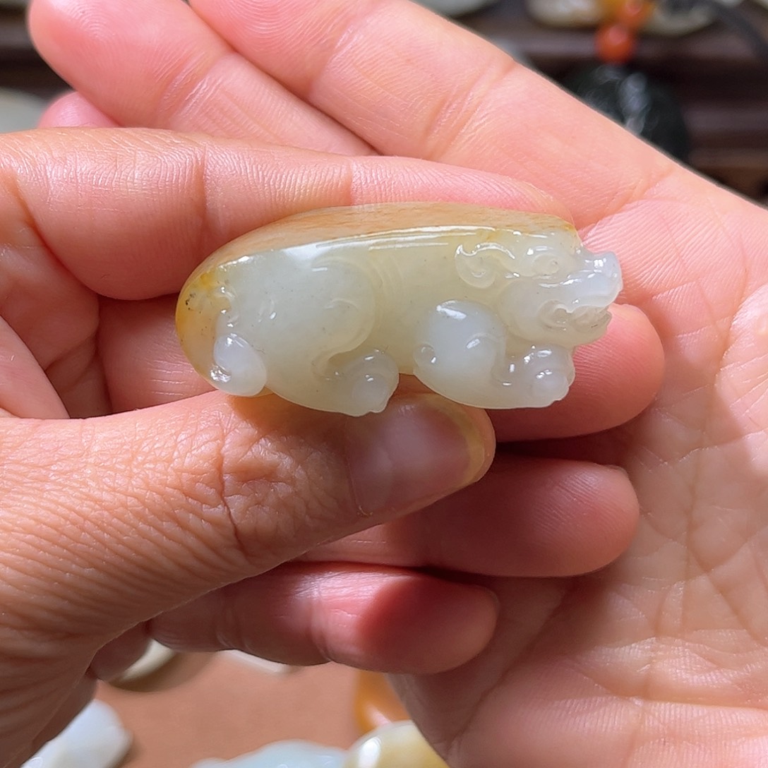 和田玉颈饰未镶嵌申*坤