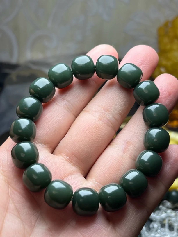 和田玉鸭蛋青老型单圈特细直径12×11mm