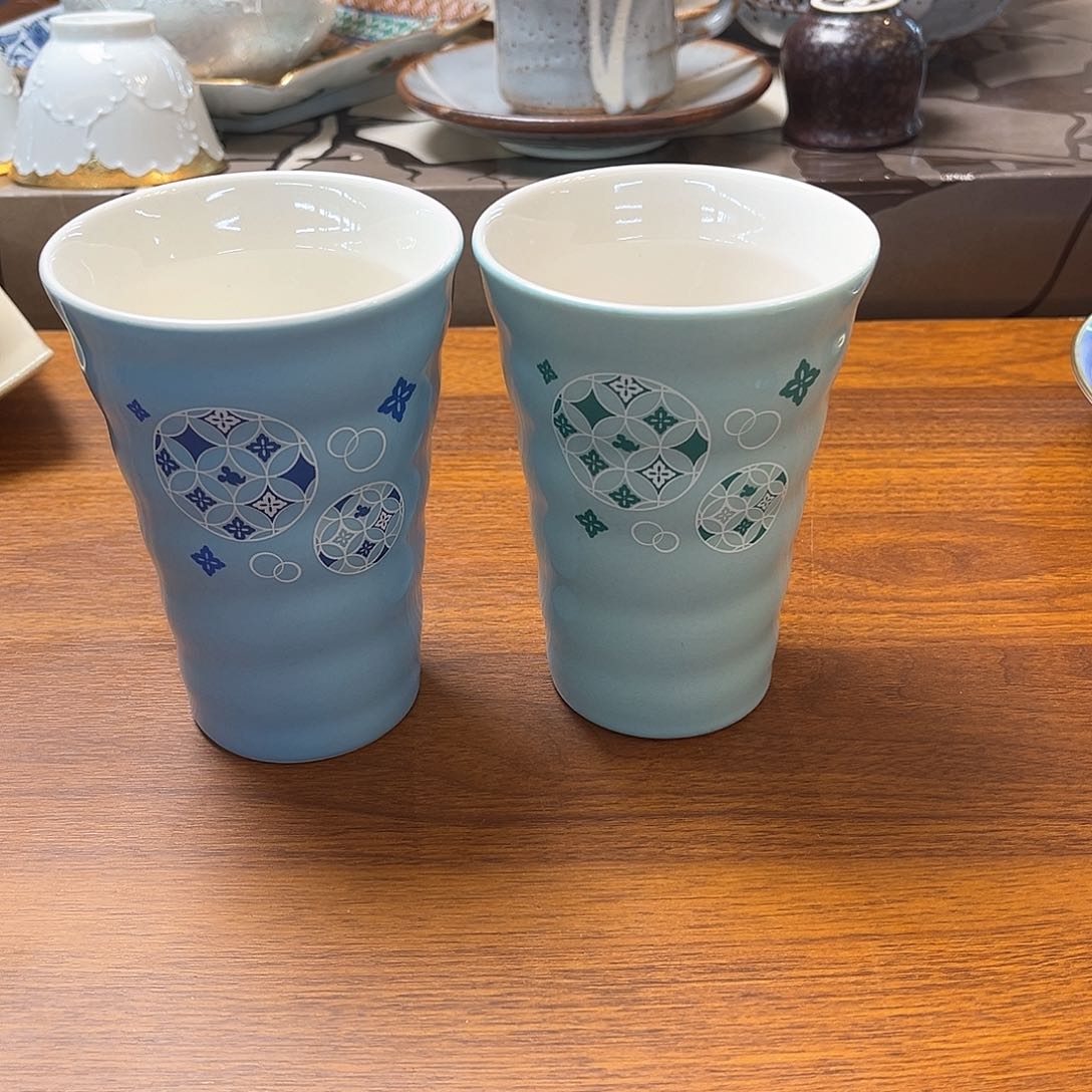 盖碗在家待一段时光吧哈皮就