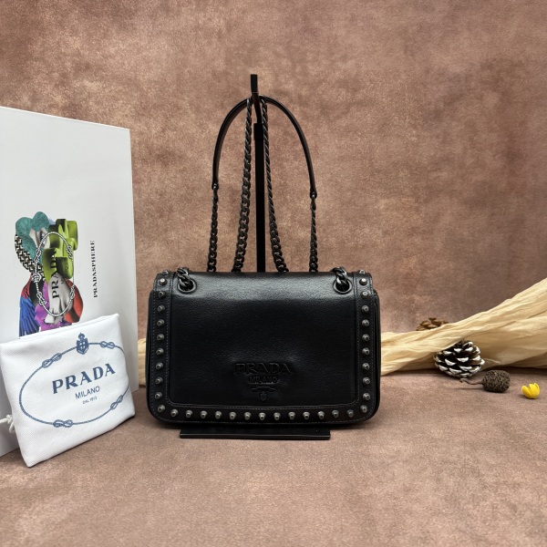 普拉达/包包/95新/市场价22000/251014zb0017