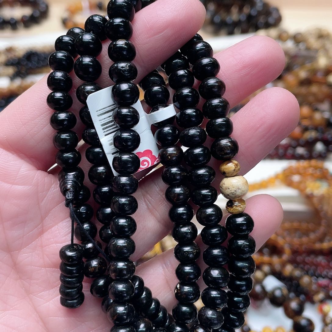 琥珀裸石未镶嵌请****橘七10461