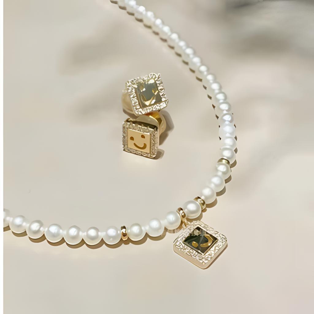 何家同款笑脸珍珠毛衣链轻奢法式高级