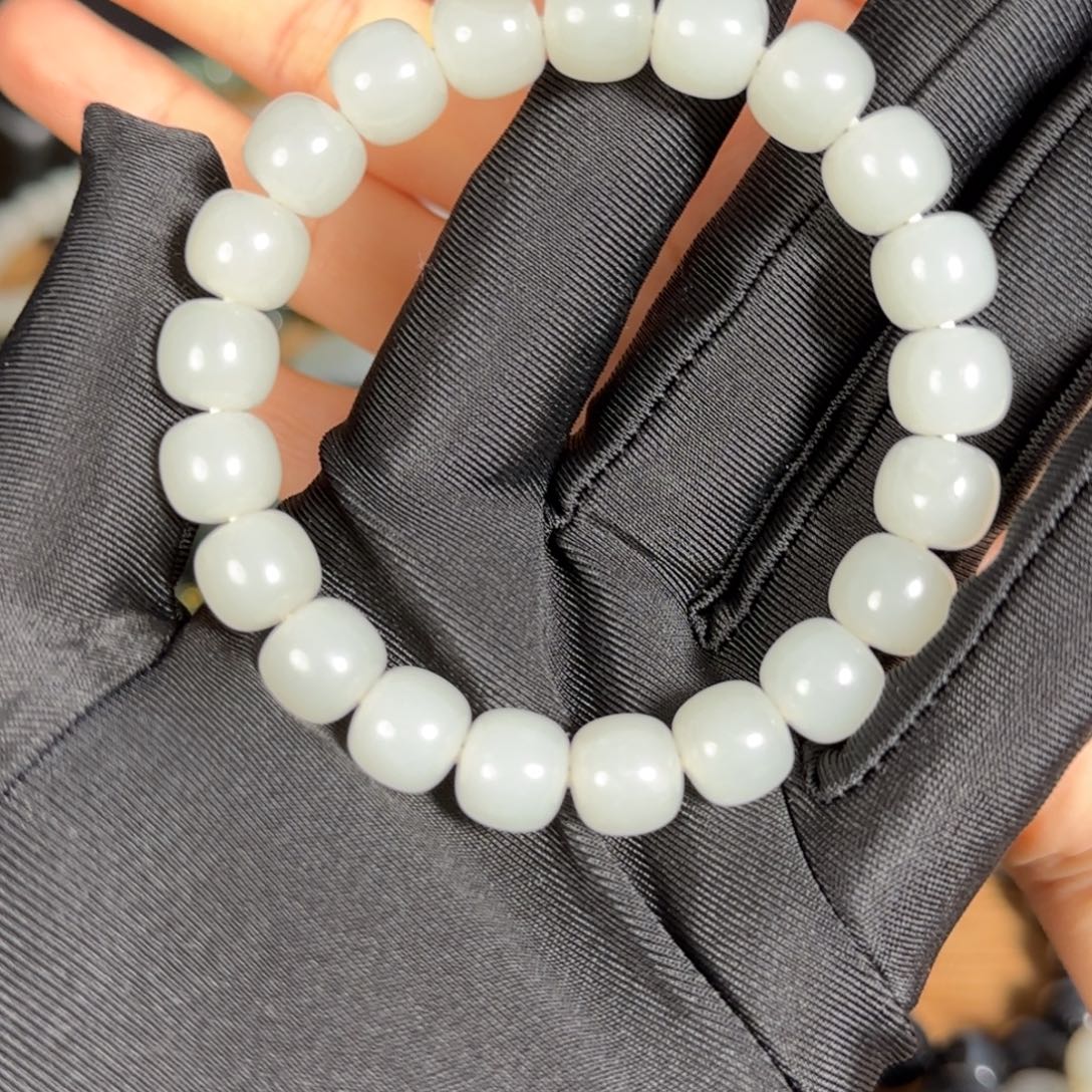 和田玉未镶嵌手链24小时鉴赏期