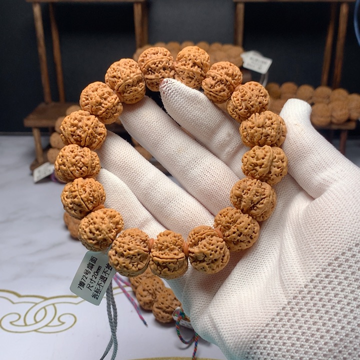 金刚菩提吊坠20七瓣雪花扇面奢华稀缺品