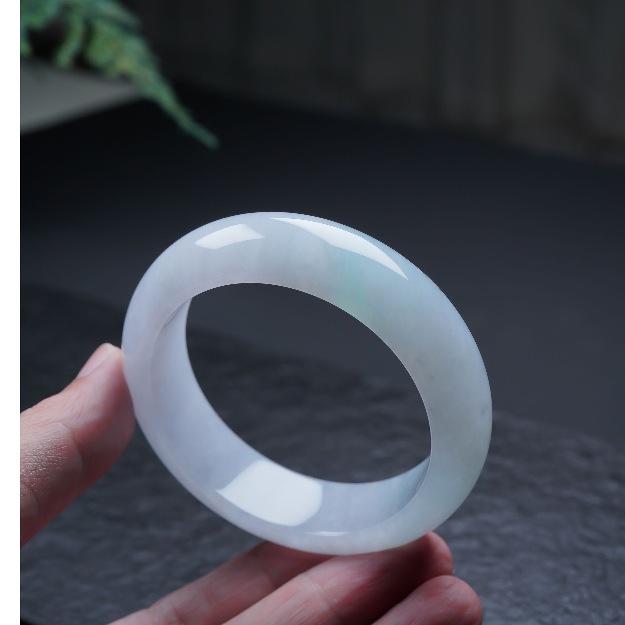 乔瞧瞧-天然缅甸翡翠宽版轮胎手镯（价格详询客服）