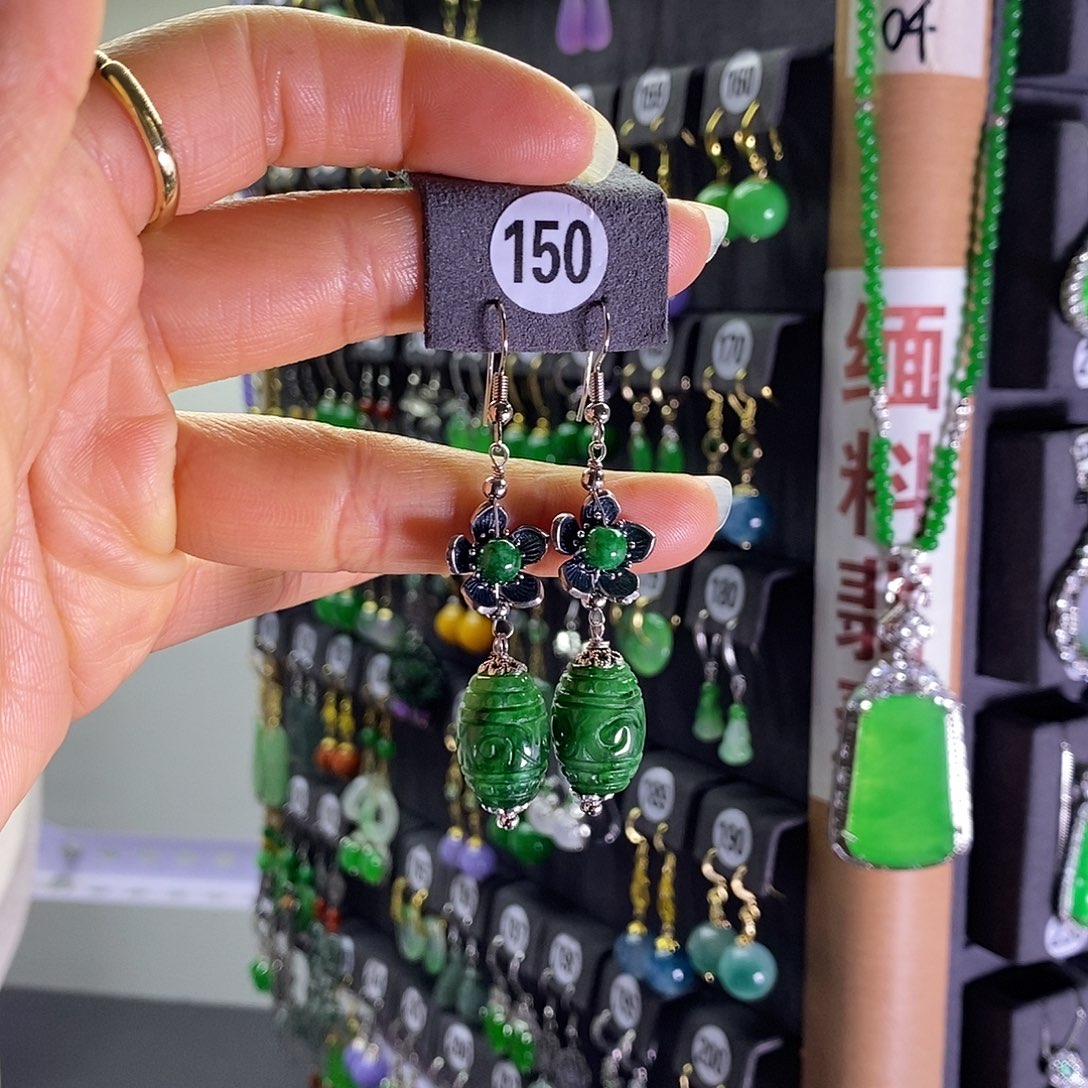 银S925镶嵌翡翠耳饰150