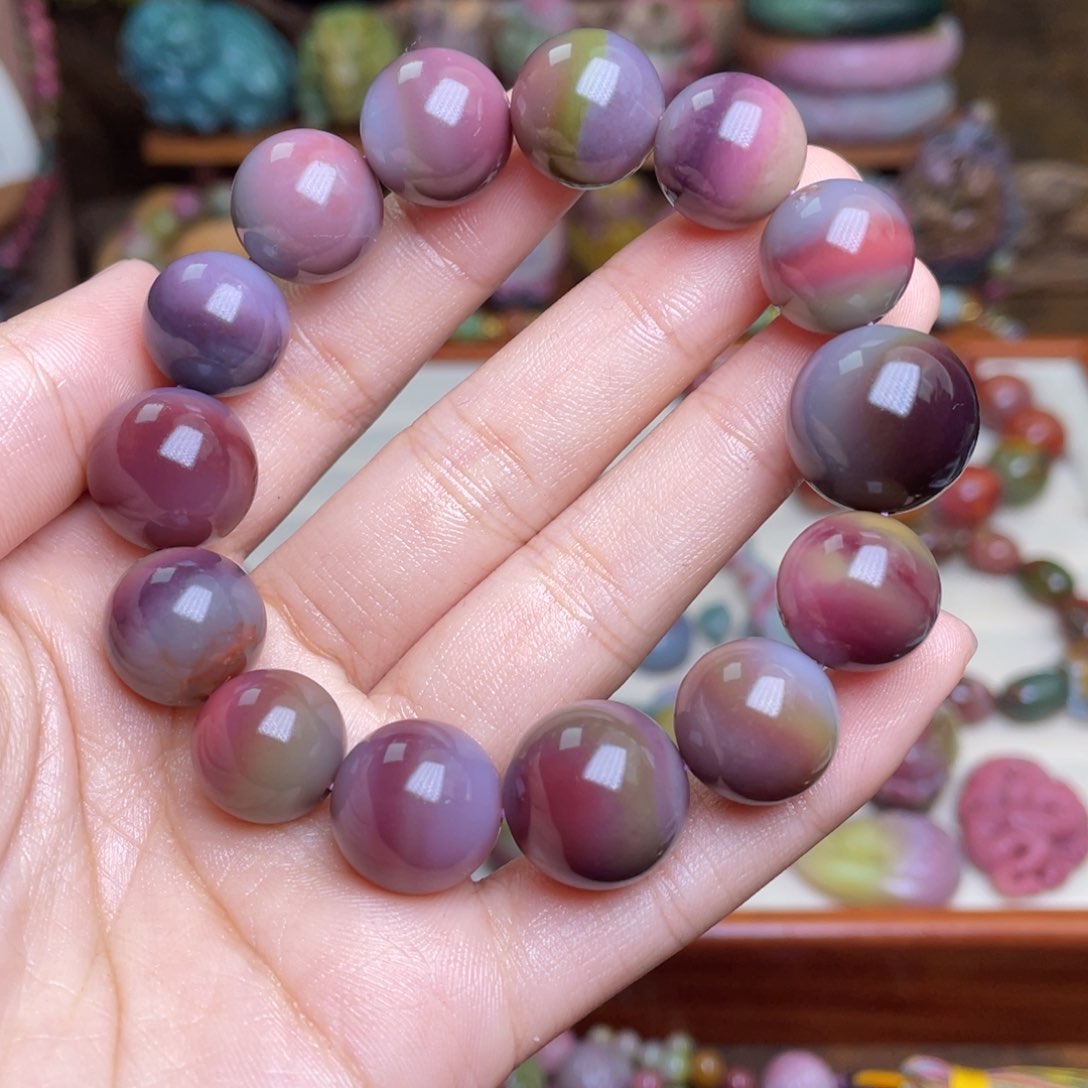 玛瑙/玉髓珠宝半成品未镶嵌甜*盐源玛瑙炫彩彩虹稀有手串