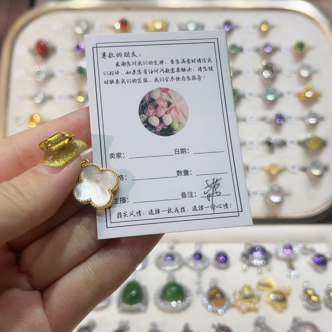 蛇纹石玉颈饰银S925镶嵌
