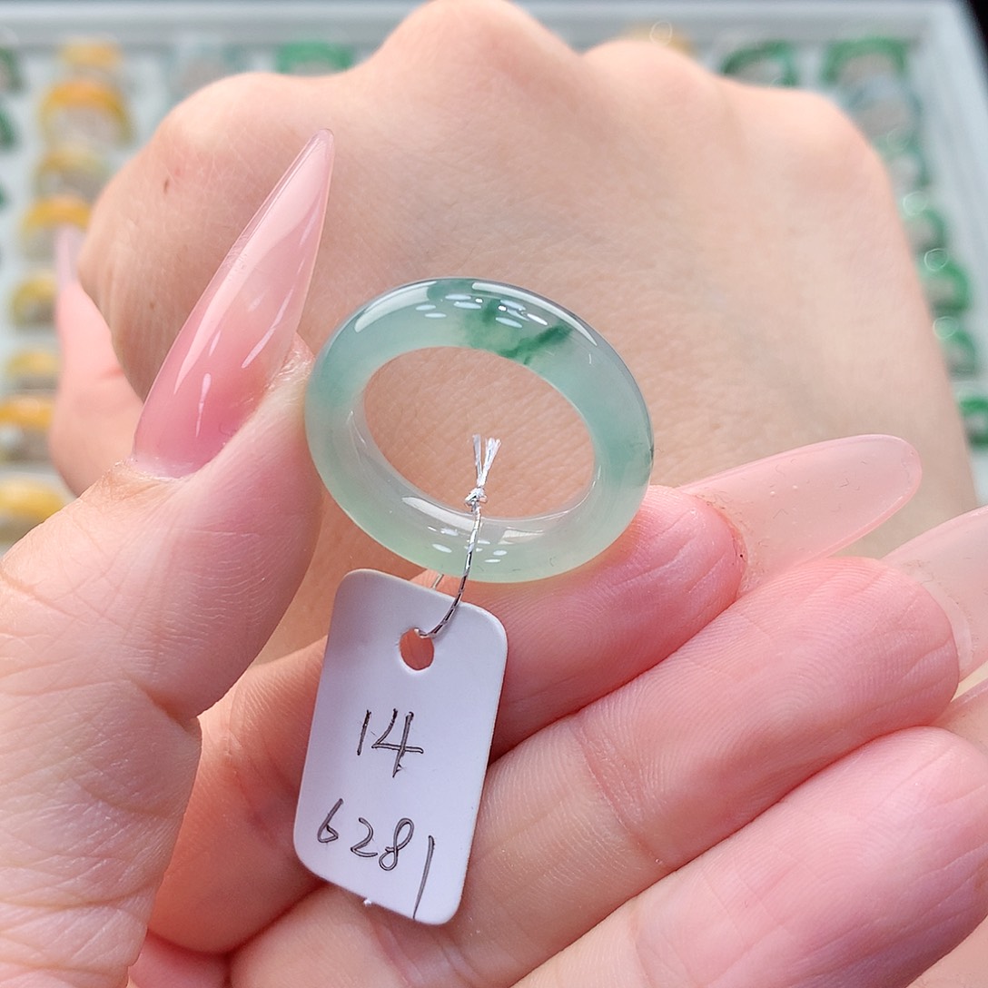 翡翠戒指未镶嵌14号