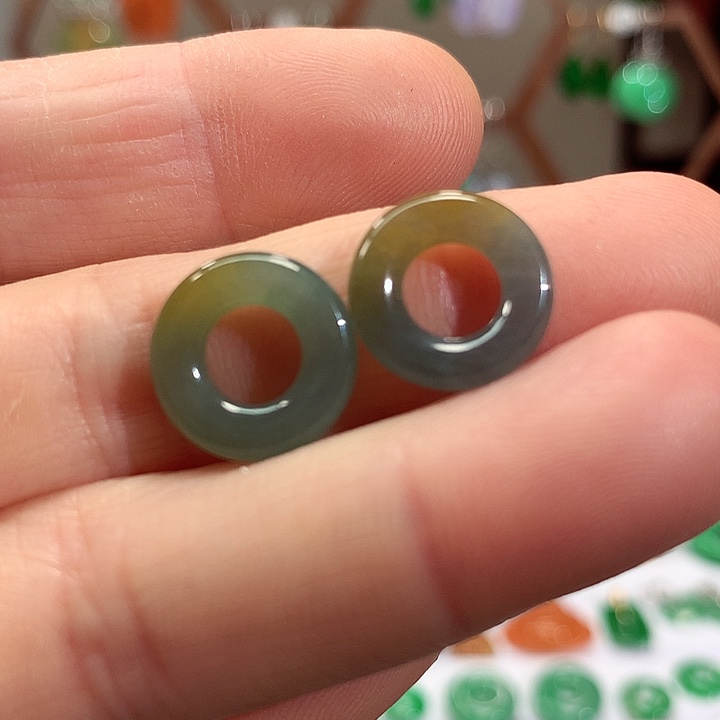 未镶嵌翡翠耳饰天然翡翠