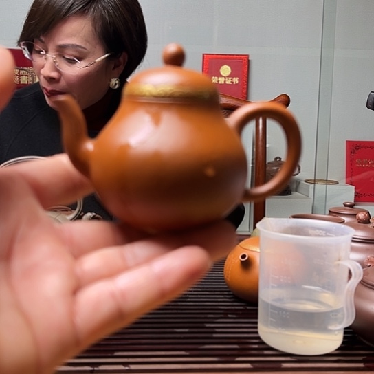 朱泥茶壶月*原矿紫砂泥不退不换