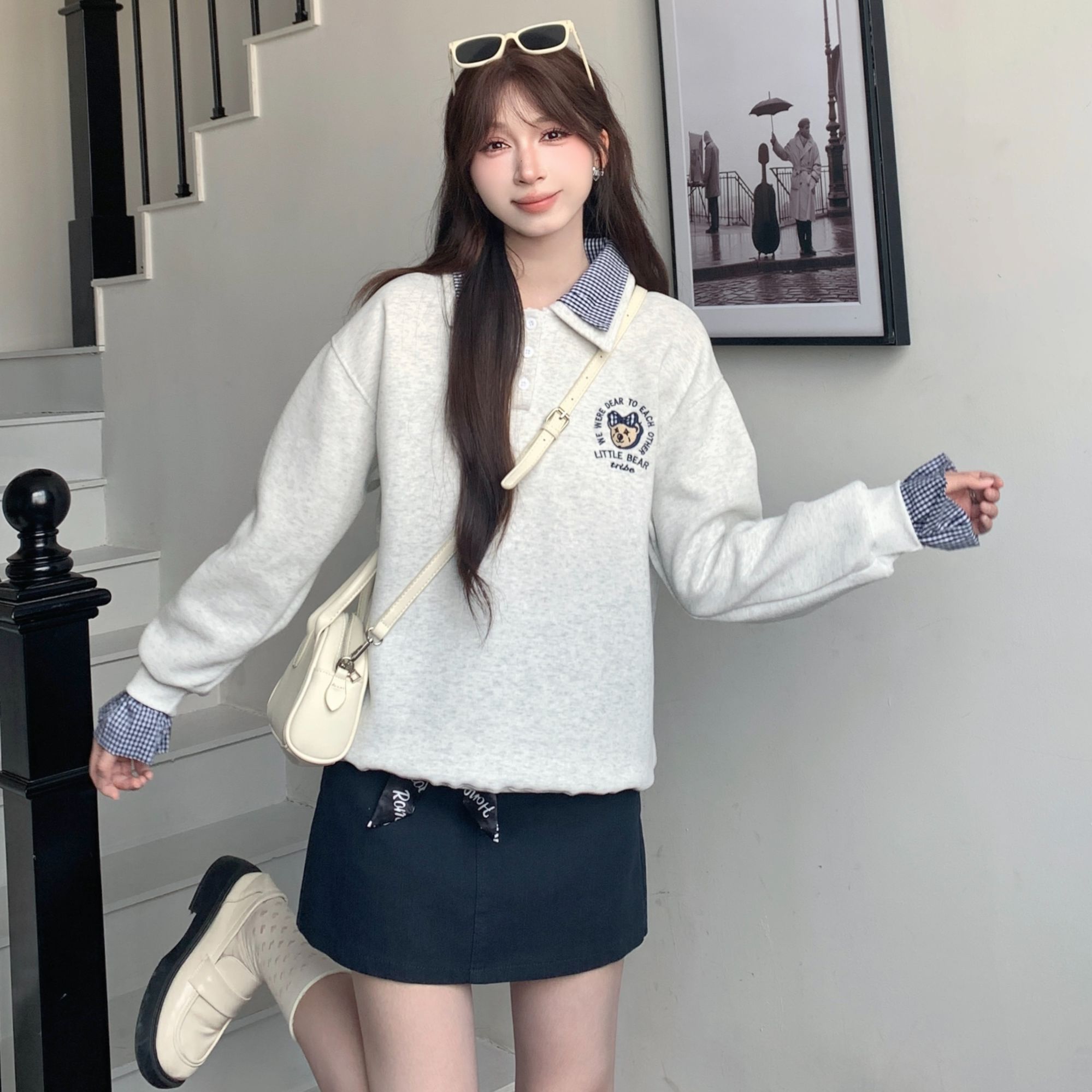慕兔韩系拼接Polo领长袖卫衣女2025秋新款慵懒风宽松小狗徽章上衣