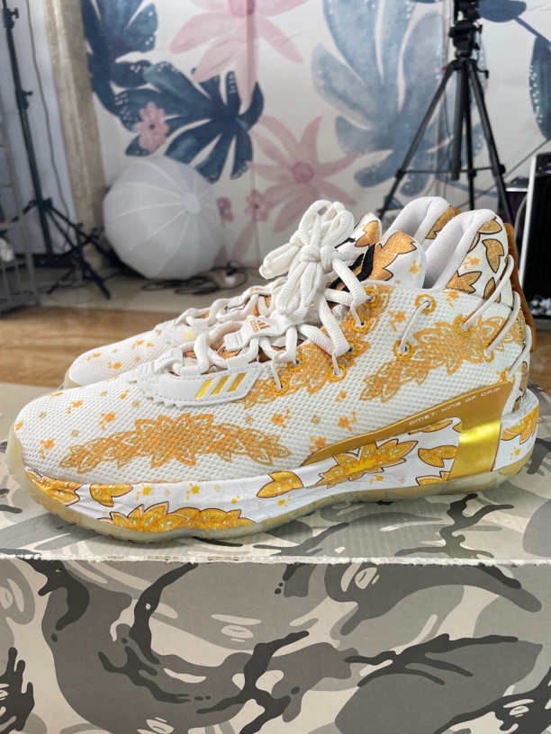 95新 MM6 42码260/adidas Dame 7 利拉德 实战训练 缓震篮球鞋