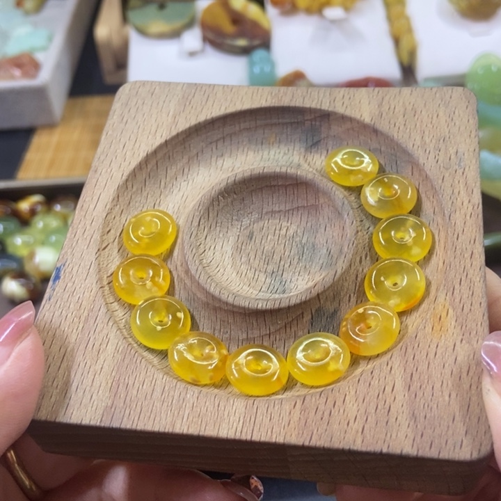 蛇纹石玉配件未镶嵌姜*