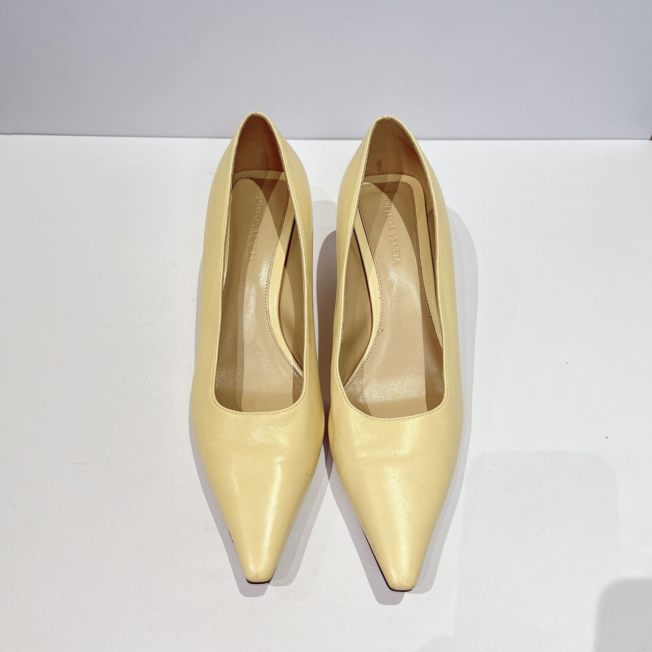 95新 BOTTEGA VENETA/葆蝶家 米黄色 女士高跟鞋 39码 高5