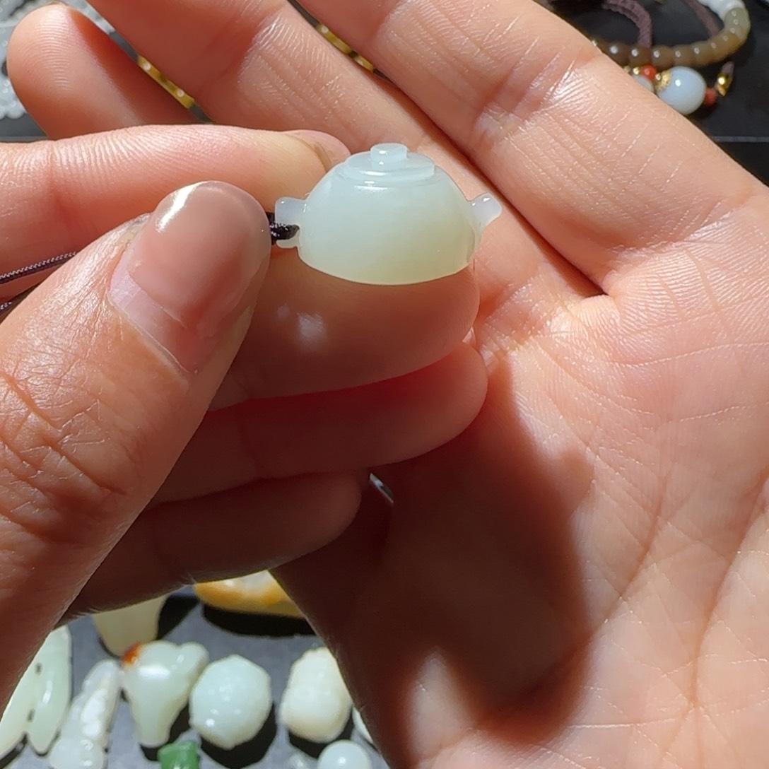 和田玉颈饰未镶嵌恒**胜