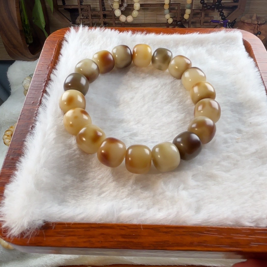 菩提根/象牙果手串浓郁虎皮