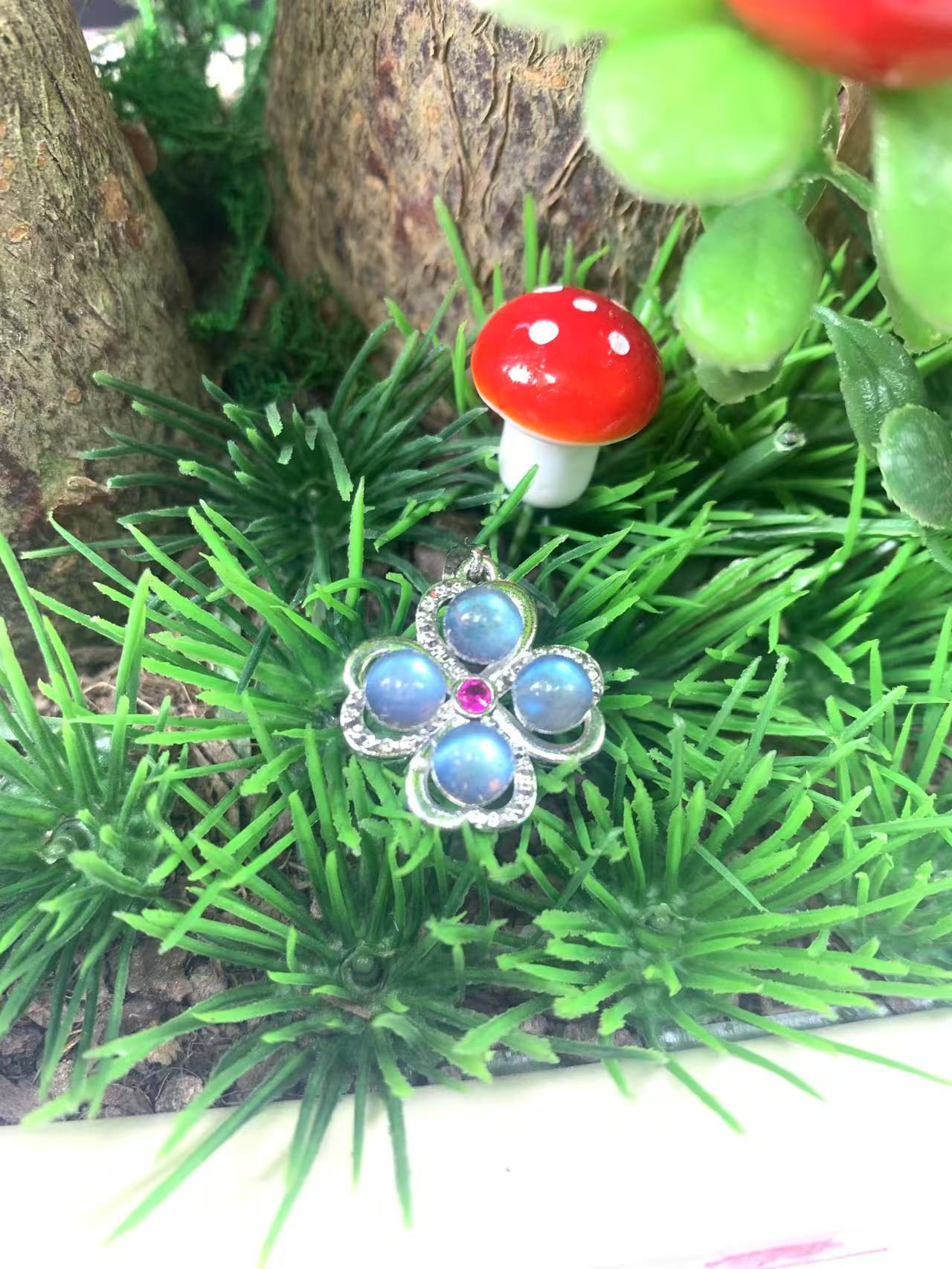 冰种海蓝之谜马尔代夫蓝幸运草吊坠-多样性发货