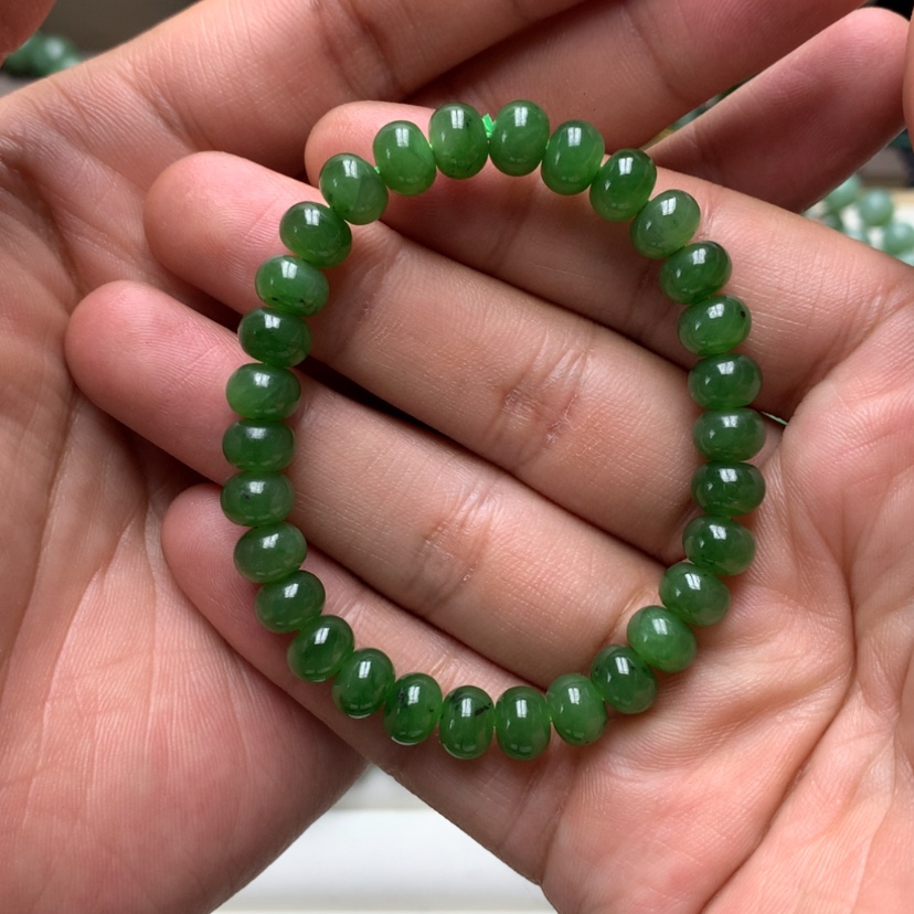 【闪购商品】未镶嵌手链和田玉（碧玉）