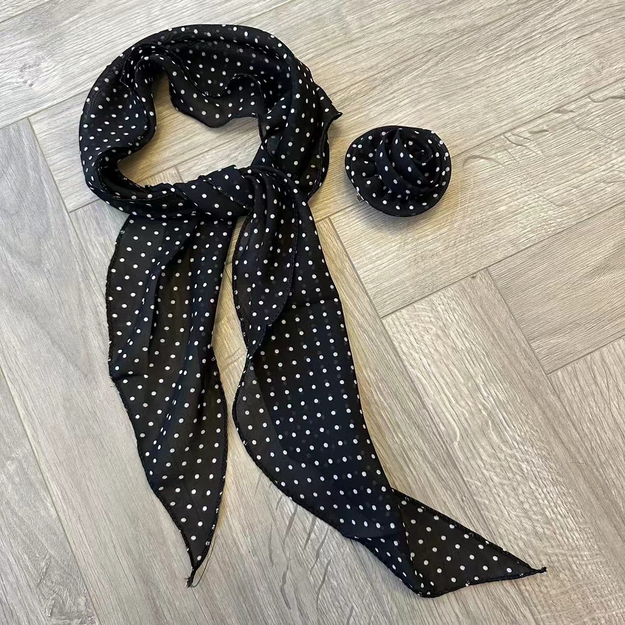 wyd小樱桃 韩系波点丝巾带玫瑰花朵气质甜美可爱围巾